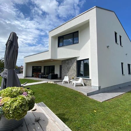 La Llosina Vivienda Vacacional Alquiler Integro Llanes Exteriér fotografie