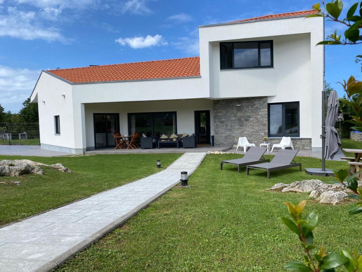 La Llosina Vivienda Vacacional Alquiler Integro Llanes Exteriér fotografie